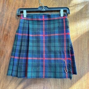 Vintage girl’s tartan kilt/skirt